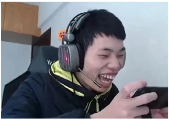 和平精英鲨鱼搞笑表情包_和平精英鲨鱼，搞笑担当，欢乐无限