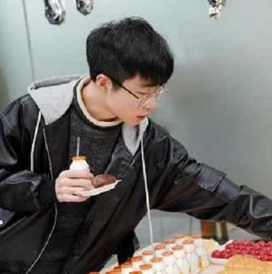 王者荣耀官方直播间张大仙在哪直播_探寻王者荣耀张大仙的直播天地，在官方直播间的精彩之旅