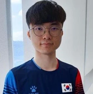穿越火线枪战王者小程序段位_穿越火线枪战王者小程序排位,段位背后的热血征程