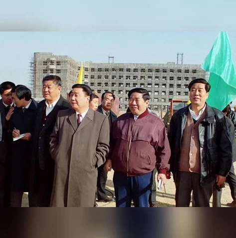 乱世王者活动预告图片高清_〈乱世王者〉活动预告，畅享热血激战与丰厚奖励