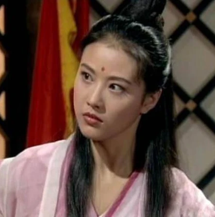 王牌对王牌李若彤王语嫣出场_，李若彤再现经典，神仙姐姐王语嫣惊艳归来