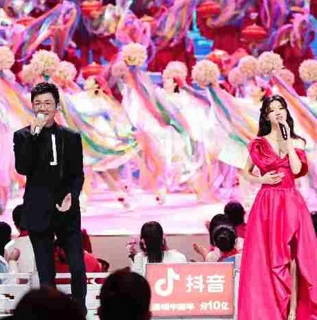 第五人格杰克的动漫头像_第五人格杰克，暗夜中的优雅魅影——从动漫头像看角色魅力