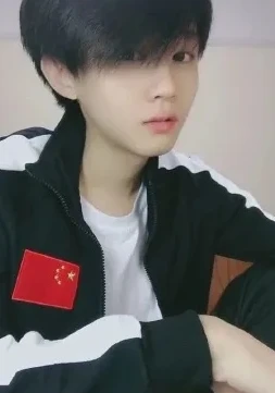 王者荣耀听安露脸了吗_王者荣耀听安，露脸背后的电竞风云与粉丝期待