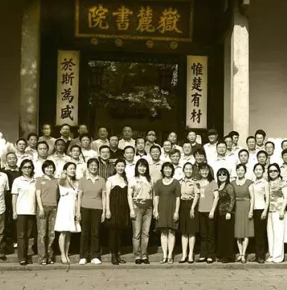 我想看和平精英海岛以前长什么样的视频_回顾和平精英海岛旧貌，探寻曾经的战场记忆