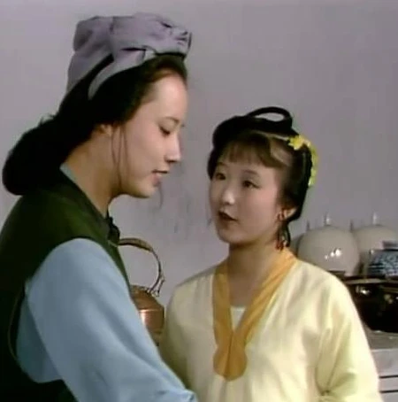 第五人格小红夫人随从_第五人格，可爱小随从，红夫人与独特的羁绊