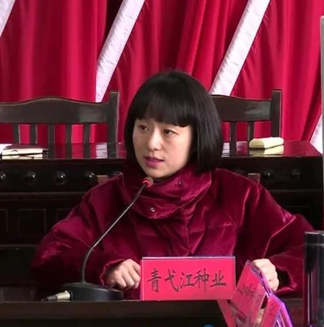 第五人格小红夫人随从_第五人格，可爱小随从，红夫人与独特的羁绊