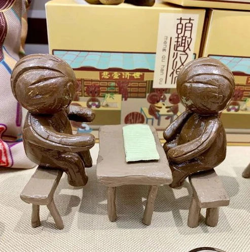 明日方舟表情包GIF_趣赏〈明日方舟〉表情包GIF，角色萌态与游戏情感的动态展现