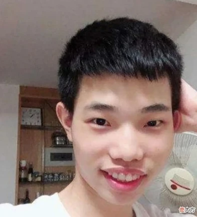 播放和平精英鲨鱼的照片_和平精英中的人气主播鲨鱼，独特魅力的全方位解读