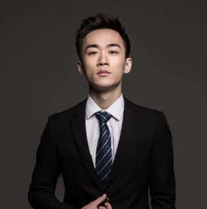 和平精英主播不求人视频_和平精英传奇，不求人直播中的热血与技巧大赏