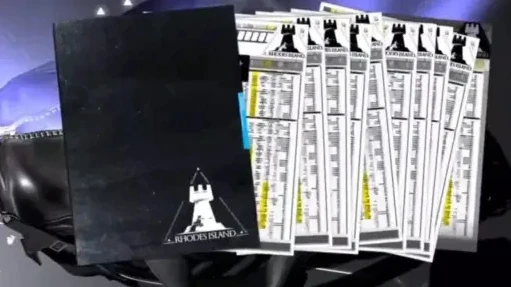 明日方舟查不查黑卡_明日方舟小黑盒抽卡记录查询缺失之谜，背后的原因与影响