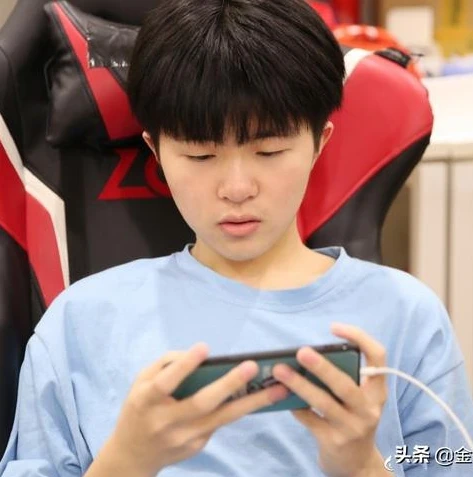 非人学园杨戬最强出装_非人学园之杨戬，出装背后的传奇战神