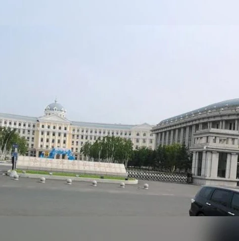 明日和平精英图书馆怎么进_明日探索，和平精英图书馆的进入之道