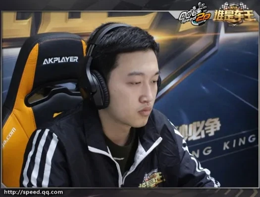 qq飞车网游直播_QQ飞车直播界的璀璨之星——尚涛