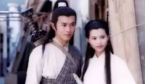 神雕侠侣1984潘迎紫版电视剧全集_重温经典，84版〈神雕侠侣〉潘迎紫版的独特魅力