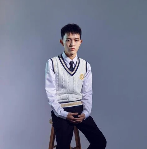 王者荣耀吕德华原名叫什么_探秘王者荣耀吕德华，原名背后的传奇电竞之路