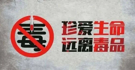 第五人格抱抱熊被禁赛了吗_抱抱熊前锋玩法全解析，兼谈与禁赛相关的那些事