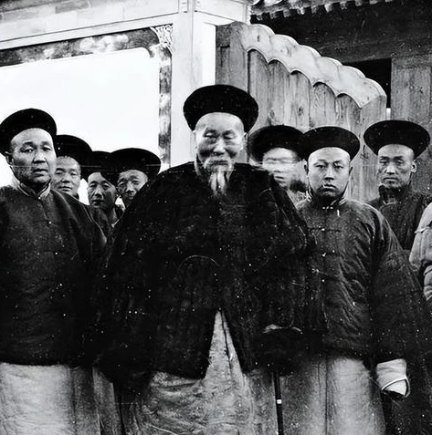 和平精英视频大全小幺_和平精英，精彩视频全收录，小幺带你畅游吃鸡世界