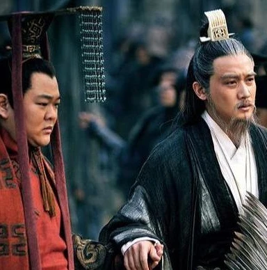 三国志破解版下载无限元宝_三国志12破解版，无限元宝背后的风险与游戏体验的扭曲