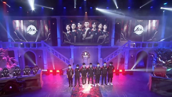 第五人格高颜值选手_第五人格IVL选手的神仙颜值，电竞舞台上的颜值与实力并存