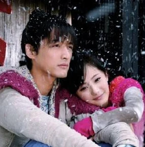 仙剑奇侠传三中唐雪见的扮演者是谁_仙剑奇侠传之新的开始，唐雪见与龙葵——独特魅力的双生花