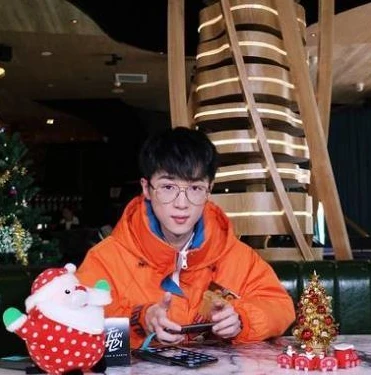 和平精英手游灵敏度2021_和平精英手游2021灵敏度全解析,助你精准制敌