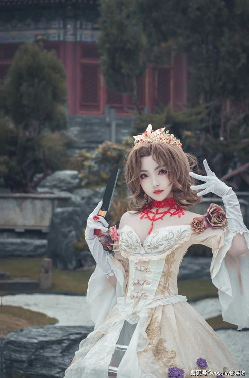 第五人格红夫人cos图片_第五人格红夫人,虚妄杰作下的瑰丽与诡谲——从Cos图片探寻角色魅力