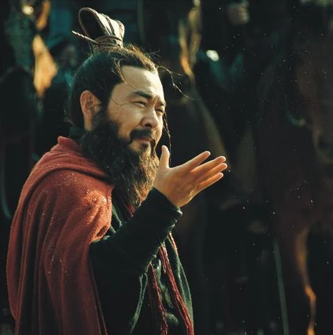 王者荣耀 曹操语录_王者荣耀,曹操——乱世枭雄的霸气语录背后的传奇人生